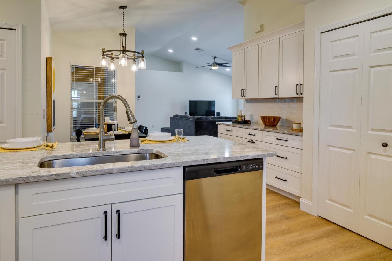 Pet-Friendly Cape Coral Vacation Rental With Lanai! Eksteriør billede